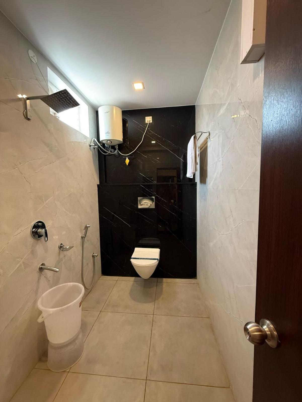 Hotel Arudra Residency Tiruvannāmalai Esterno foto